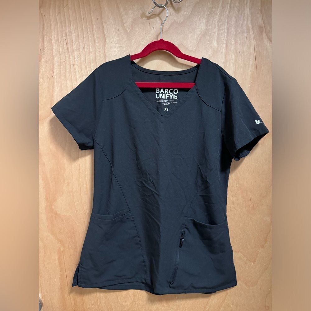 EUC~ ONLY THE TOP* Barco One Women's Scrub Top Size Xtra Small in color Black